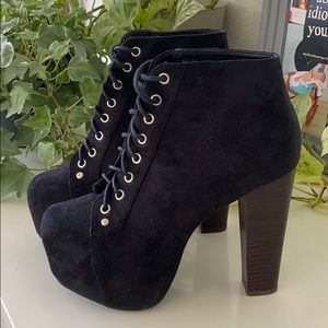 Shi by Journeys platform bootie